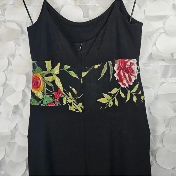 Kay Unger Elegant Black Maxi Dress with Floral Accents